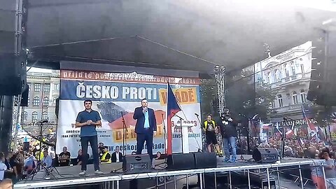Projevy Jindřicha Rajchla a Petra Vacka na demonstraci v Praze se 100 000 účastníky!