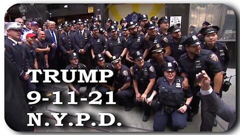 Trump visits cops in NYC on 9-11