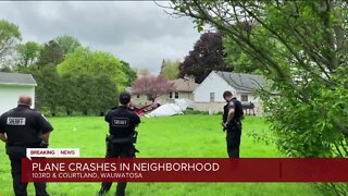 Pilot in critical condition after small plane crashes in Wauwatosa yard