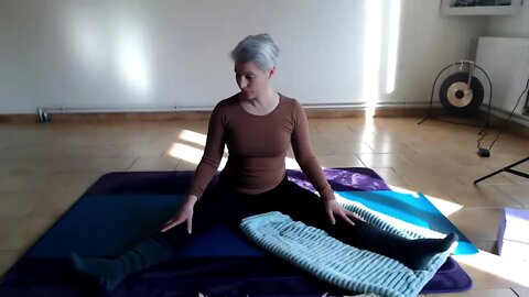 Tranquil Yoga Tuesday April 13, 2021 - Sit bones and hips, somatic arch and curl