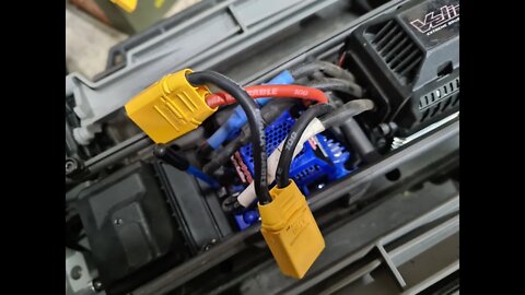 Changing the X-Maxx ESC Part 2 #traxxas #xmaxx #esc