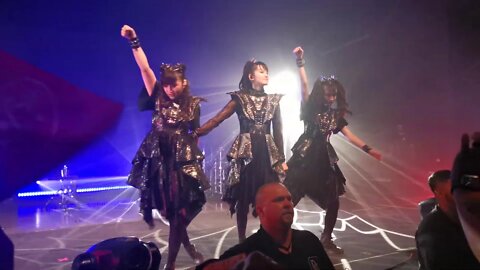 Babymetal in Dallas Song KARATE