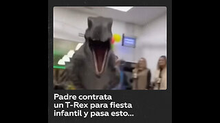 Padre contrata a un Tyrannosaurus rex para una fiesta infantil y aterroriza a los niños