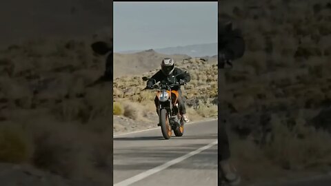 ktm Duke vs rc #ktm #ktmduke #ktmrc390 #superbikesofindia #superbikesshorts #superbike