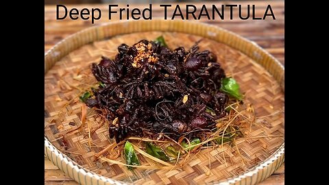 Deep Fried TARANTULA Making and Eating 😱