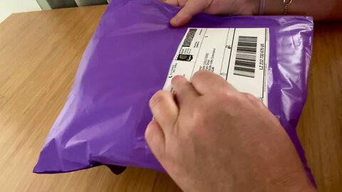 First ever video of Woolswap opening a yarn parcel
