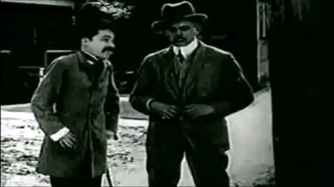 Making A Living (1914) Charlie Chaplin