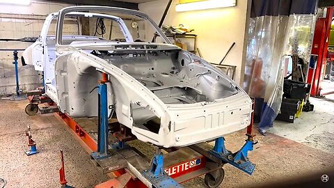 Porsche 911 SC Restoration project by Classic Car Revivals Part 2