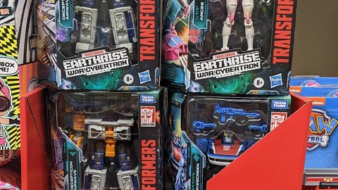 Transformers Earthrise Wave 2 at Aldi - Airwave, Arcee, Smokescreen *Rodimusbill New Toy Sighting*