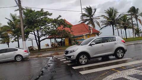 DOMINGO DE CHUVA NA PRAIA DE PERUIBE SP 18/04/2021