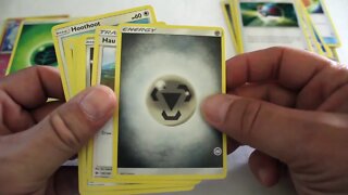 Pokemon Sun & Moon Trainer Box Break | Xclusive Collectibles