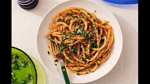 Cooking with love _ Caramelised red onion & anchovy pasta with gremolata