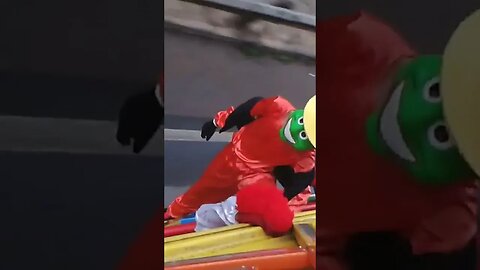 DANÇARINOS SUPER NINJAS DA CARRETA DA ALEGRIA FURACÃO, DANÇANDO FOFÃO, O MÁSKARA, BEN10 E PATATI