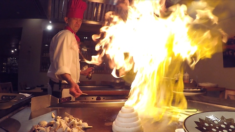 Teppanyaki ninja dazzles couple for 25th wedding anniversary