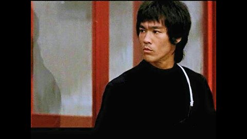 Cross kick Studio Films Bruce Lee Enter the Dragon