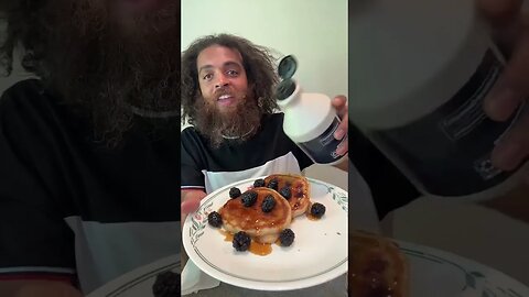 Blackberry homemade pancakes, live chat with Rock Mercury