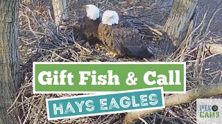 Hays Eagles Mom sounds the food siren Dad brings a Gift 2022 01 04 13:08