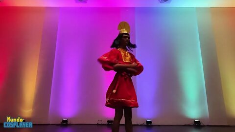 Kuzco de A Nova Onda do Imperador na 1º Bateria do Concurso Cosplay Lip Sync Challenge na Poc Con