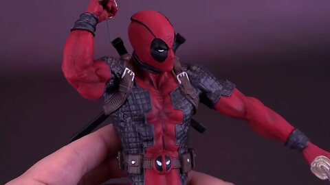 Diamond Select Deadpool Resin Bust Review @The Review Spot