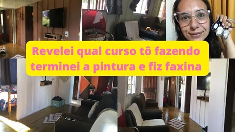 Finalizando a pintura na sala- Muita diferença- Faxina- Revelei que curso tô fazendo - Vlog