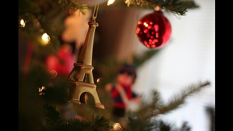 The Paris Christmas Experience