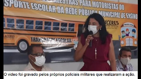 Ônibus escolar é flagrado no tráfico de drogas e prefeita esquerdista se esconde covardemente