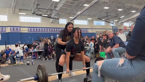 Holt powerlifter Hannah Shipley dominates, winning state competition