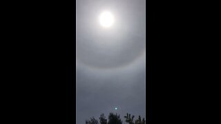 Circle around the Sun