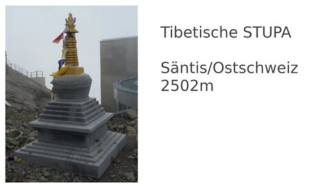 Tibetische Stupa in den schweizer Bergen