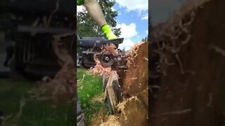 How a chainsaw cuts. In slow motion.