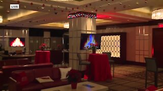 Holiday-bar 'Sleigh' pops up at Jack Cleveland Casino, featuring festive drinks, decorations