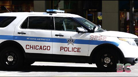 Chicago news team robbed at gunpoint during report on armed robberies in the city