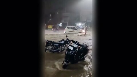 Heavy Rain in Gujrat🌧️Heavy Rain in India🌧️Gujrat🌧️Gujrat Rain🌧️Heavy Gujrat Rain