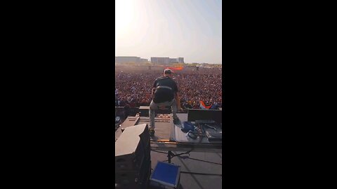 DJ Snake Crowd Control In Australian