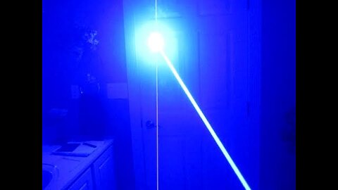 Homemade 1000mW Blue Laser Pocket Burner!