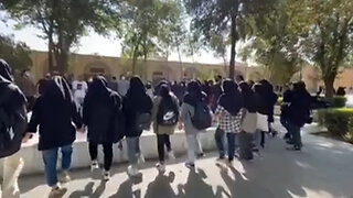 Iran: university students protest nationwide