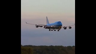KLM 747 Plane Landing