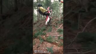 did he make it??😱 #close #dirtbike #legend #motosport #motocross #fail