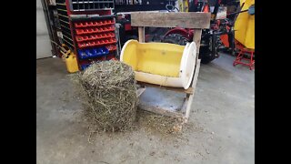 How to make a mini round bale barrel feeder