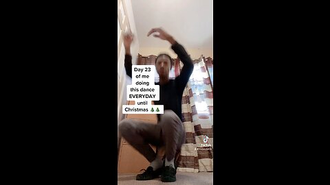 Day 23 of me doing this dance EVERYDAY until Christmas 🎄🎄