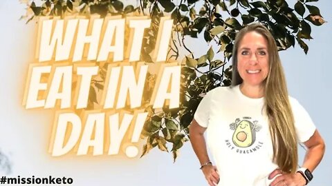 WHAT I EAT IN A DAY ON KETO | KETO CHOW UNBOXING-STUFF FOR BBBE CHALLENGE!! | COUNTING TOTAL CARBS