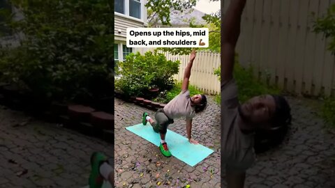 💥 SINGLE-LEG YOGA PUSHUP TO SPIDERMAN 💥🕸️🕷️