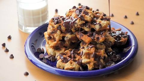 Chocolate chip oatmeal waffle cookies
