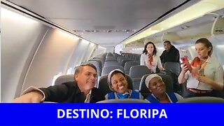 Veja o vídeo: Fila no avião para cumprimentar Bolsonaro!