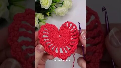 How to crochet heart free written pattern in description