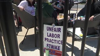 Starbucks workers strike in Appleton