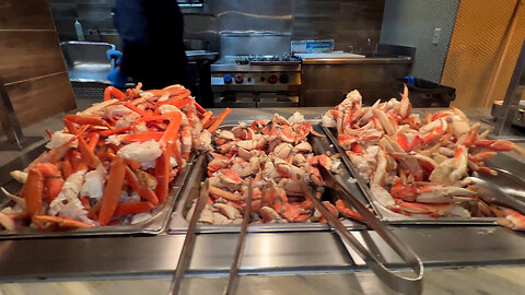 Las Vegas All You Can Eat CRAB FEAST at the Palms Casino Resort