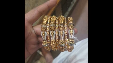 #gold bangle set design