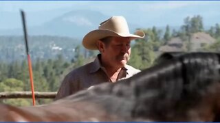 Parelli Works With Spooky Horse & Green Owner With No Experience Who Saved A Mustang - Part 5 of 6