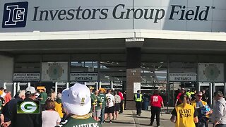 Packers fans cross the border